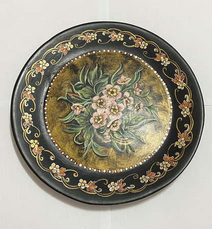 Prato Decorativo Em Cerâmica Pintura Flores Assinado Antigo