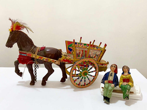 Antiga Mini Carroça Siciliana Com Cavalo E Figuras