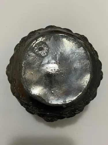 Vaso Antigo Em Metal Prata Mappin & Webb Com Desenhos Flor