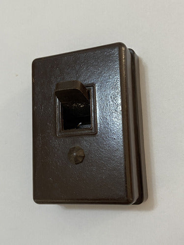Interruptor De Luz Antigo De Parede Retangular em Baquelite