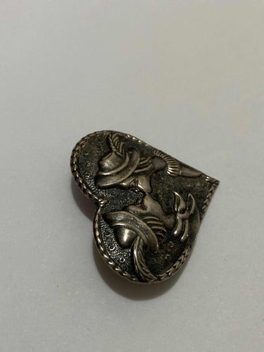 Antigo Broche Coração Beijo Cor Prata