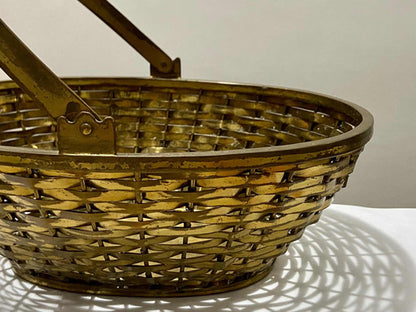 Antiga Cesta De Metal Com Alça Cor Dourada