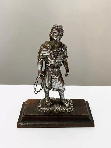 Escultura Antiga Gaucho Laçador Cor Prata