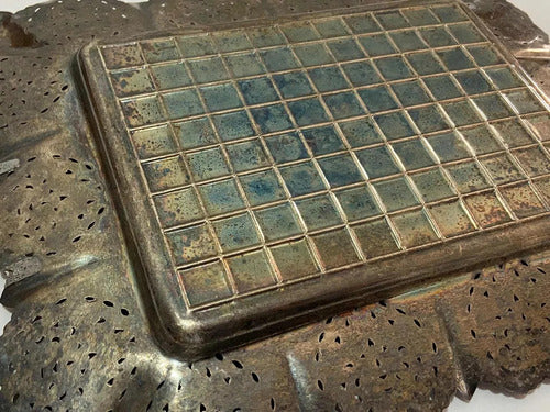 Bandeja Antiga De Metal Com Desenhos Retangular Cor Prata