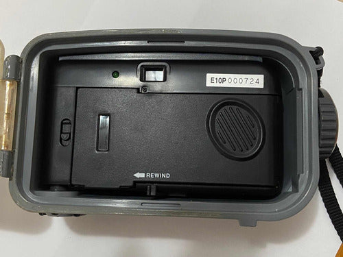 Antiga Câmera Fotográfica Anfibia Epoque Et 100 Plus Aquatic