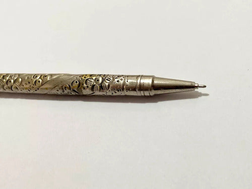 Caneta Antiga Prateada Com Pingente De Elefante