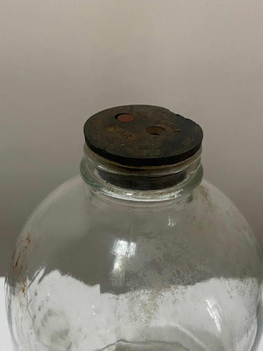 Antiga Garrafa De Vidro Com Medidor