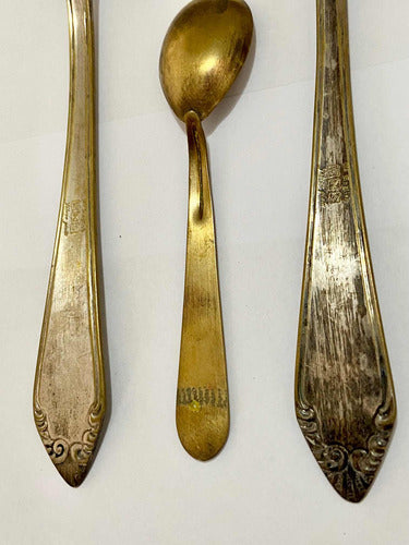 Antiga Colher E Garfo Dourados Old English Silver Plated