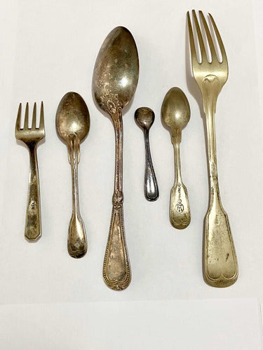 Antigas Colheres E Garfo Com Marca Wt & S - Wb Cor Prata