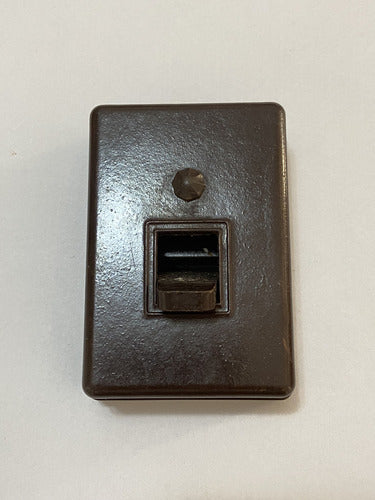 Interruptor De Luz Antigo De Parede Retangular em Baquelite