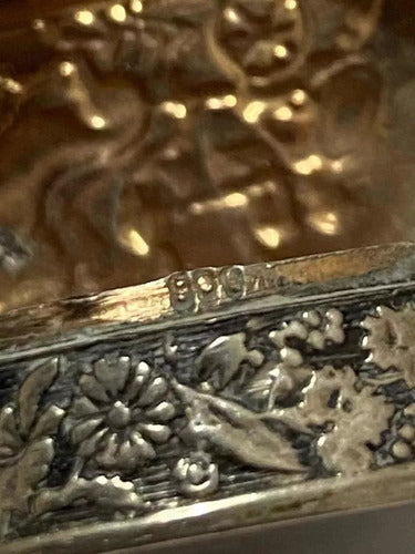 Antiga Caixa De Prata Porta Comprimidos Joias Com Desenhos