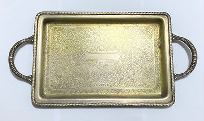 Antiga Bandeja com detalhes ornamentais relevo floral