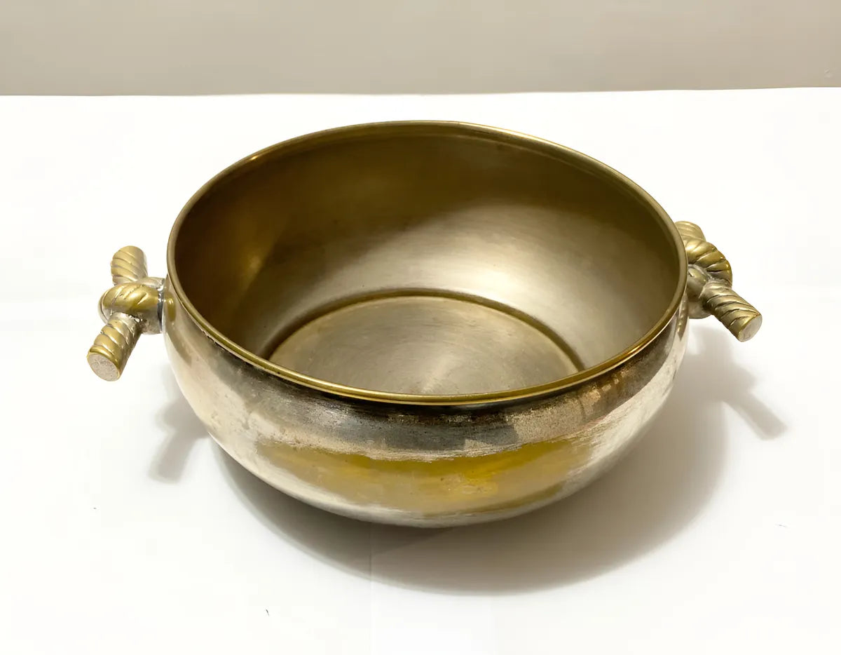 Antiga Tigela Em Metal Com Alças Ornamentais Corda
