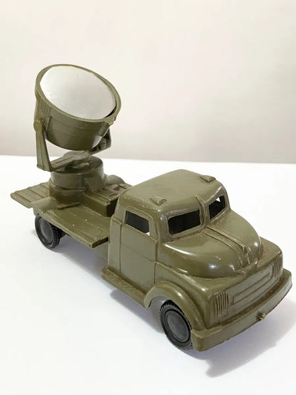 Antigo Caminhão Militar Com Holofote Balila