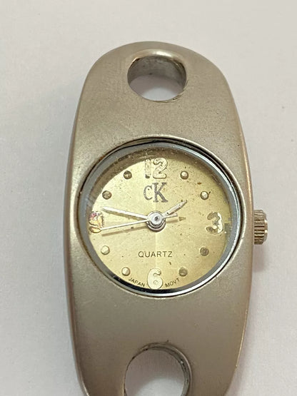 Relógio Antigo Ck Calvin Klein Oval Prata Quartz Japan