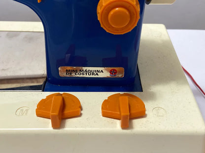 Mini Máquina De Costura Antiga Estrela Anos 80 Com Caixa Branco