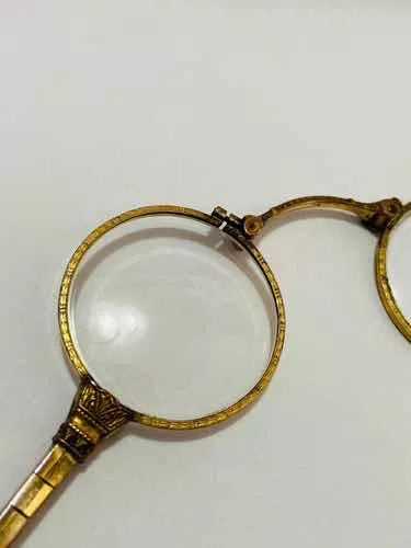Óculos Antigo Dourado Com Lentes Originais Século Xix