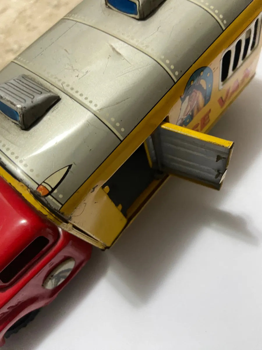 Caminhão De Lata Antigo Horse Van Eight Japan C/ Cavalos