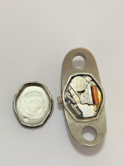 Relógio Antigo Ck Calvin Klein Oval Prata Quartz Japan