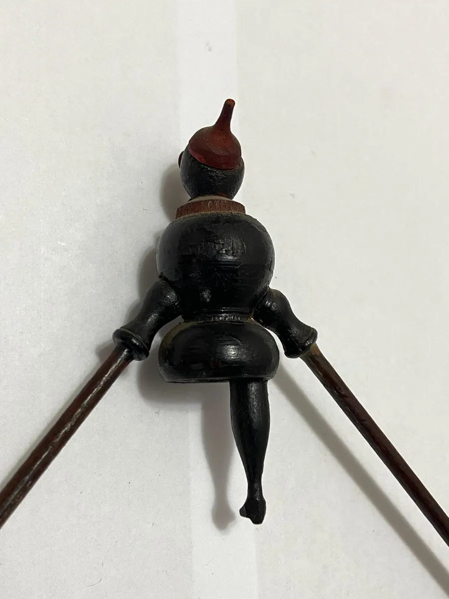 Brinquedo Antigo - Saci Em Jacarandá Medindo 22 Cm