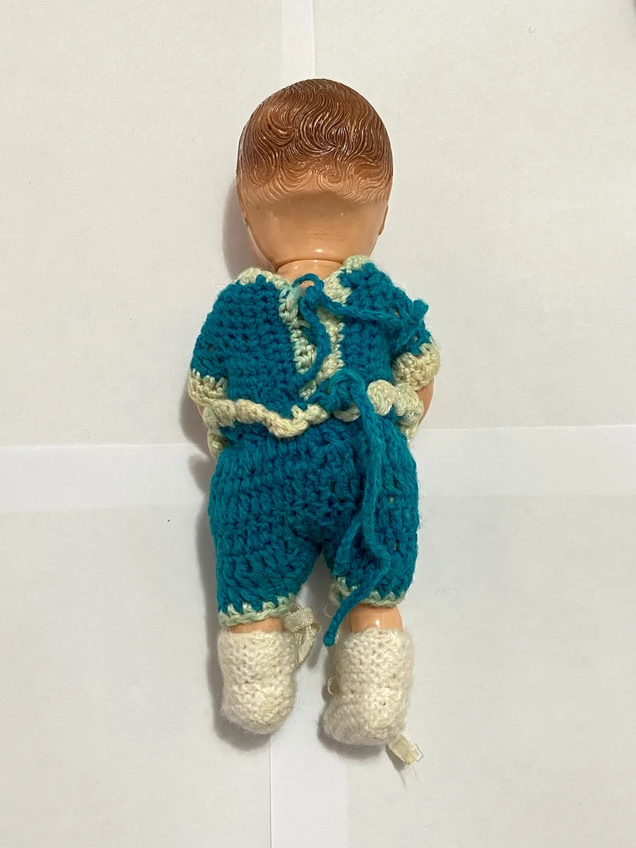 Boneca Estrela Antiga C/ Roupinha Croche E Olhos De Dormir