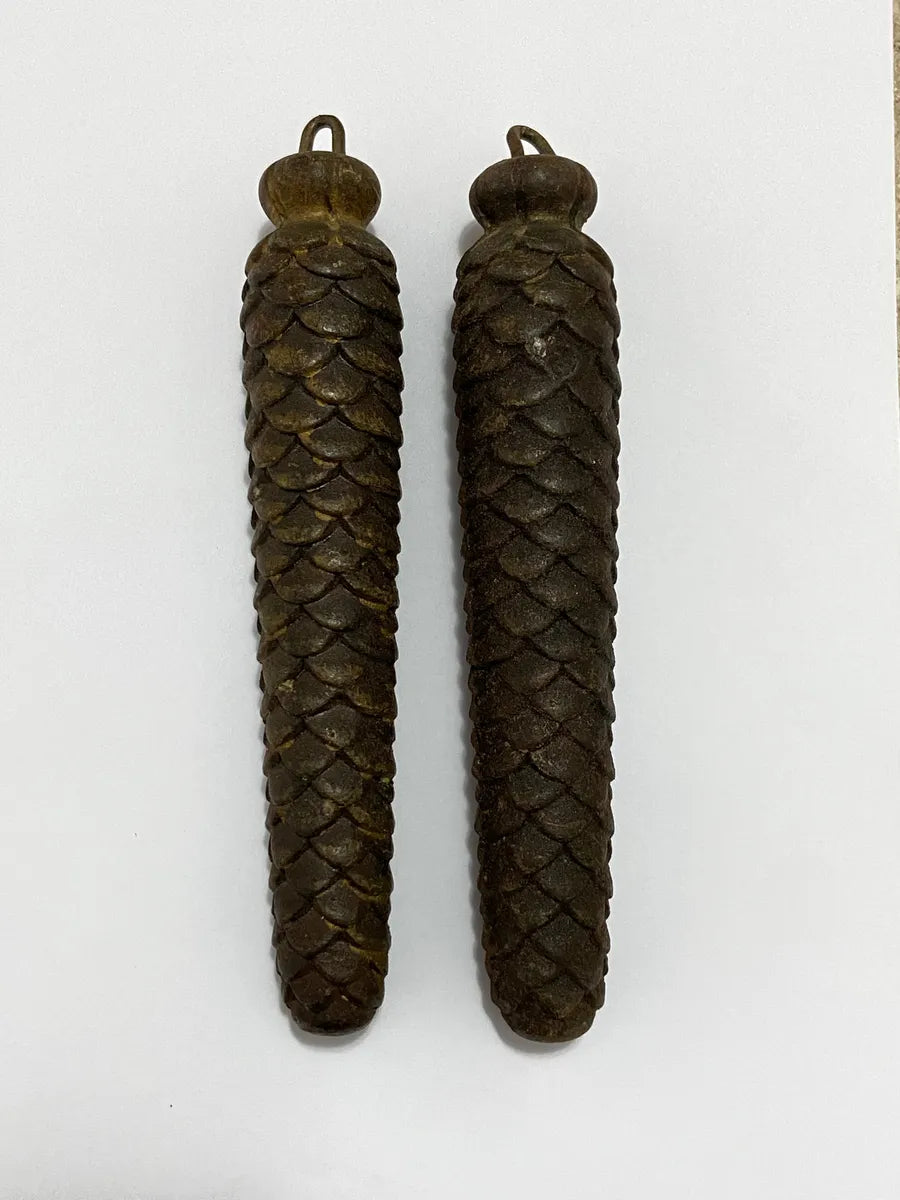 Relógio Cuco Antigo De Parede Marca H Em Madeira Entalhada Marrom Marrom