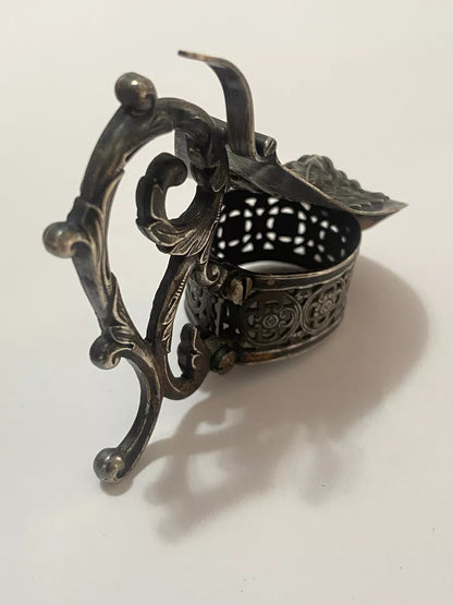 Tampa De Garrafa Cacho De Uva Prata Antiga Prateado