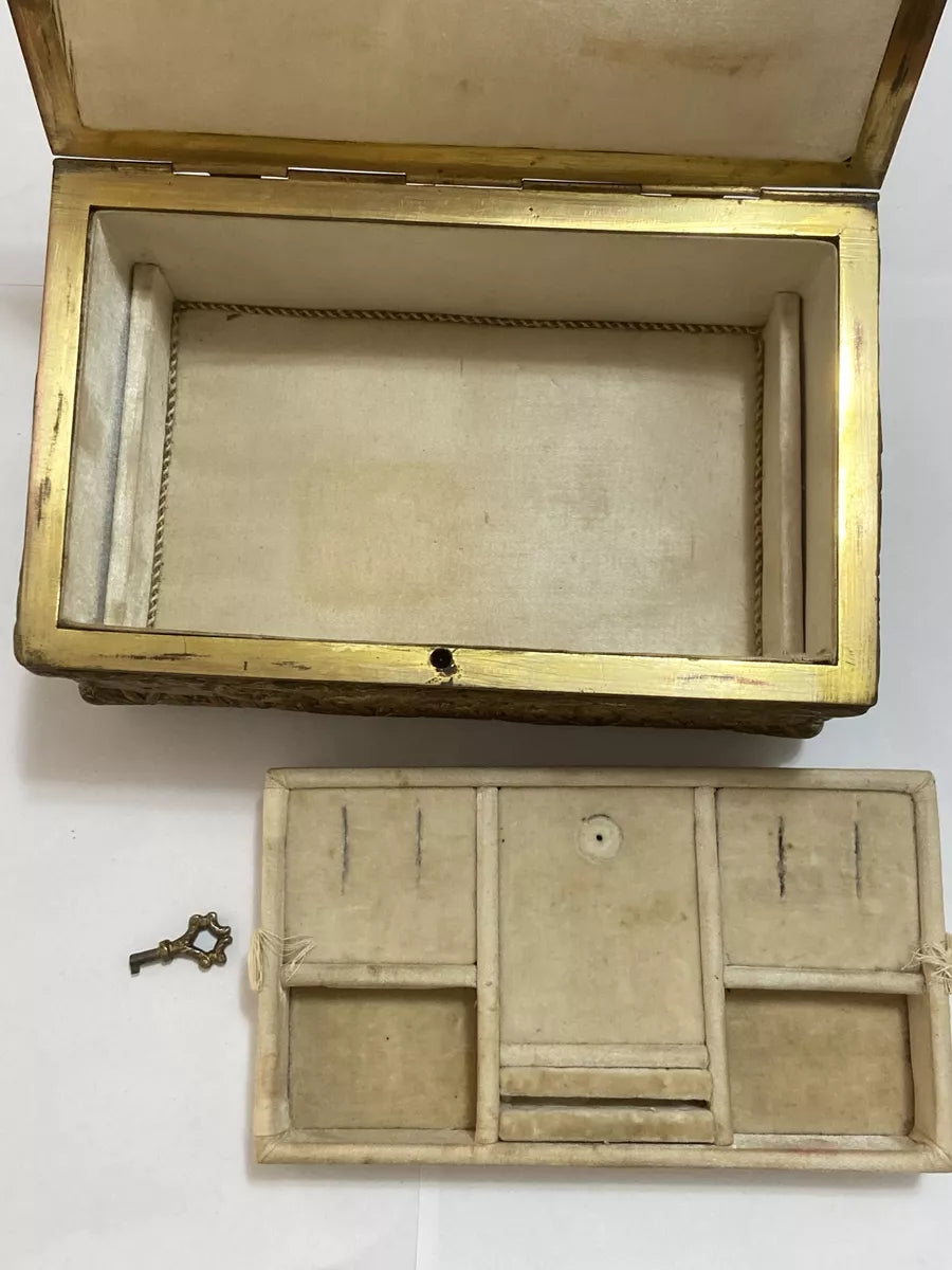 Antigo Porta Joias Caixa Cofre De Bronze Imperio Decorada