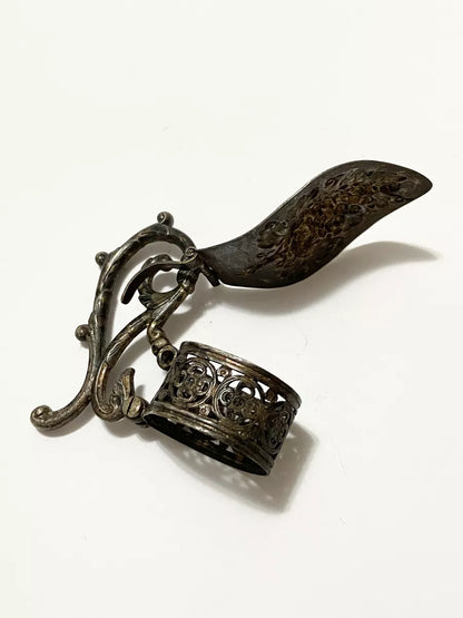 Tampa De Garrafa Cacho De Uva Prata Antiga