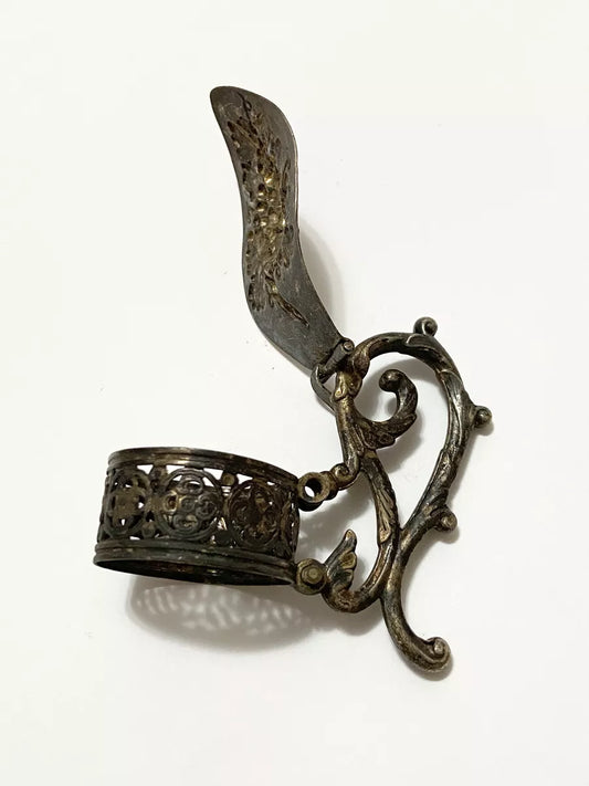 Tampa De Garrafa Cacho De Uva Prata Antiga