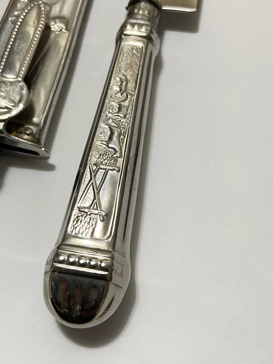 Faca Gaúcha Fogo De Chão Com Bainha Decorada Cor Prata Prateado