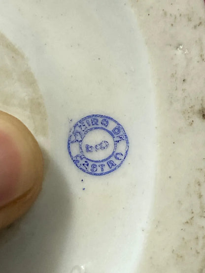 Estatuetas Antigas Em Porcelana Casal Oriental - Vieira de Castro