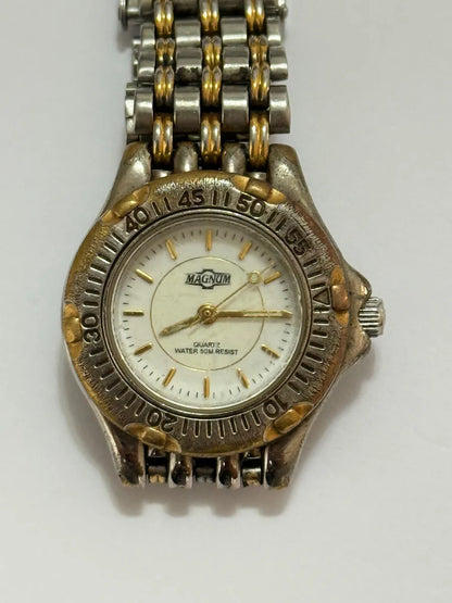 Relógio Magnum Quartz Antigo Bicolor Modelo M610am