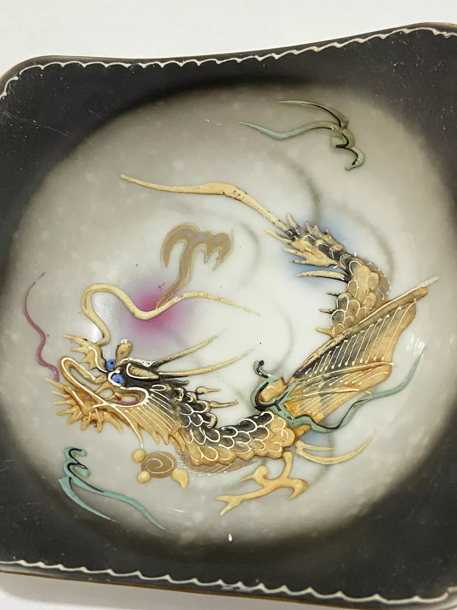 Bowl Covilhete Antigo Porcelana Japonesa Dragão Em Relevo