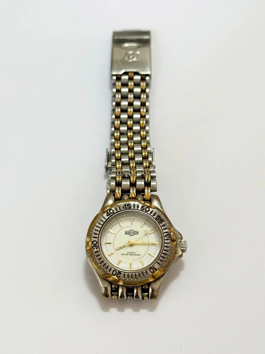 Relógio Magnum Quartz Antigo Bicolor Modelo M610am