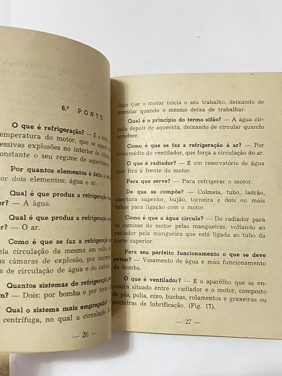 Livro Antigo Guia Do Motorista - Motor De Explosão - Década De 50
