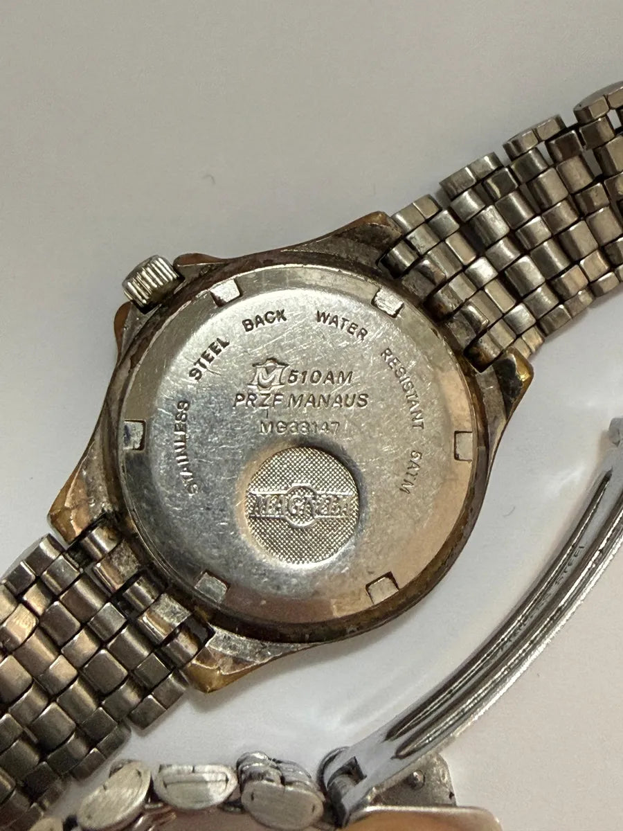 Relógio Magnum Quartz Antigo Bicolor Modelo M610am