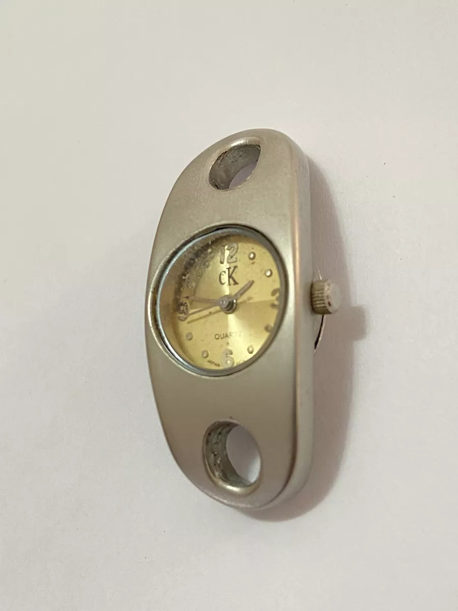 Relógio Antigo Ck Calvin Klein Oval Prata Quartz Japan