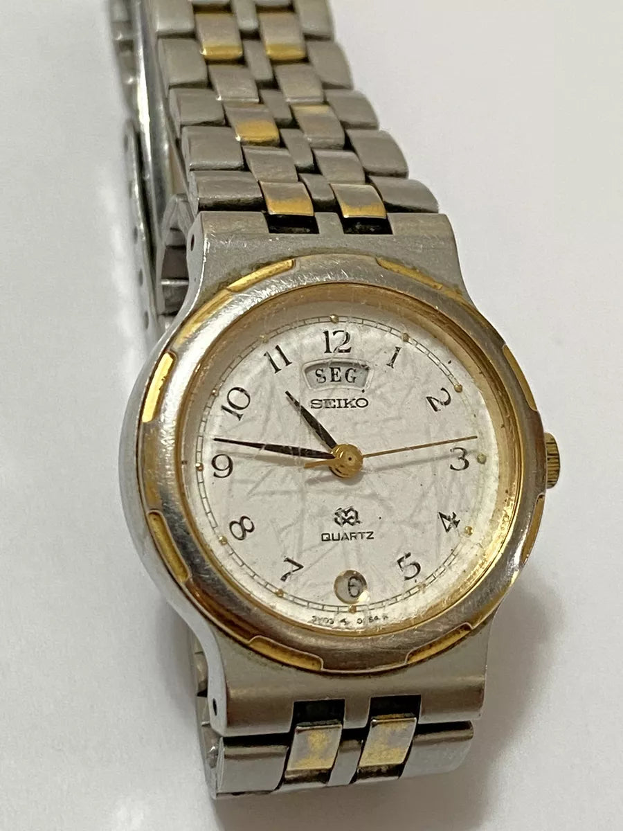 Relógio Antigo Seiko Day Date Quartz Japan Dourado E Prata