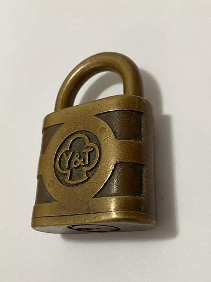 Cadeado Antigo Yale Y&t