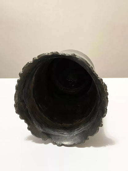 Copo Antigo Metal Estanho Com Detalhes Na Borda Decada De 50