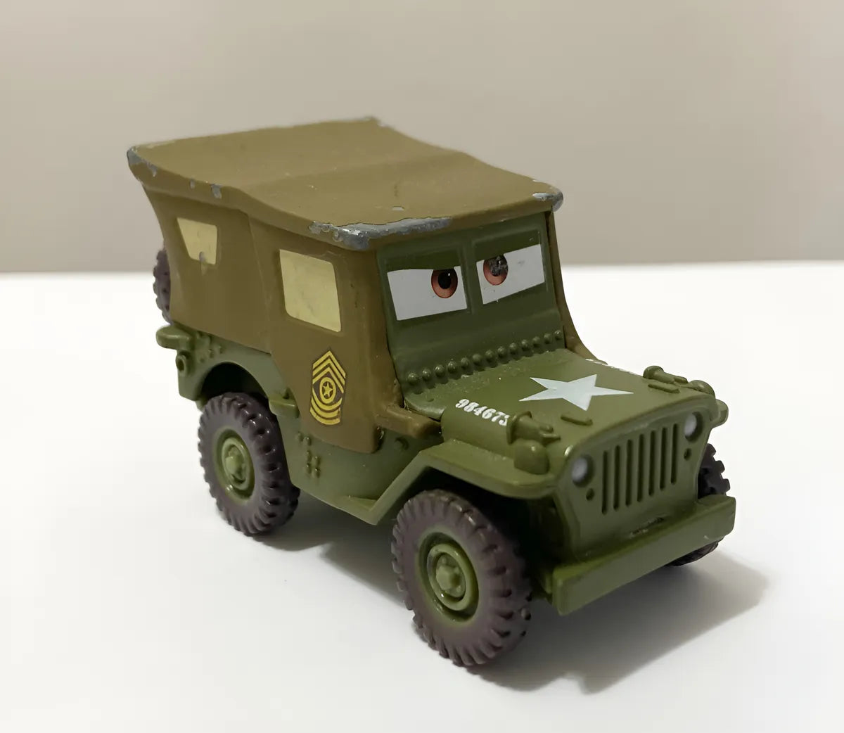 Miniatura Carros Disney Pixar Sargento Jeep Mattel Diecast Verde