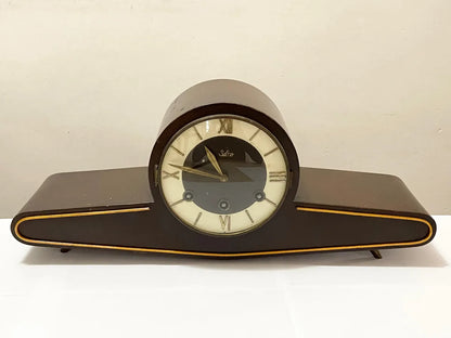 Relógio Antigo De Mesa Carrilhão Suiço Silco