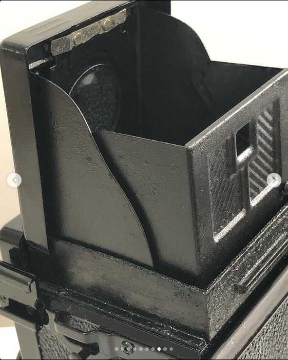 Câmera antiga Yashica Mat-124 B