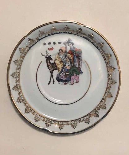 Prato Antigo De Porcelana Com Pintura Oriental