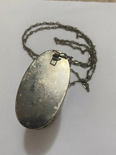 Bolsa De Metal Antiga Cor Prata Com Detalhes