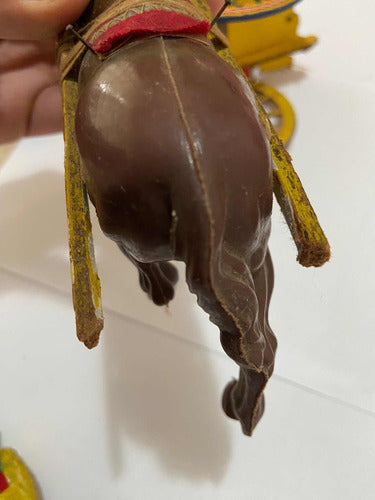 Antiga Mini Carroça Siciliana Com Cavalo E Figuras