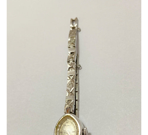 Relógio Antigo Oval Suiço Aroma Incabloc