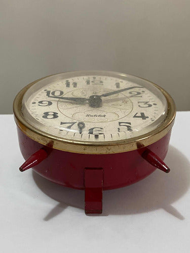 Despertador Antigo Sunclok Vermelho E Dourado No Estado