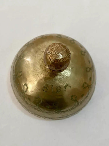 Antigo Sino Dourado De Metal Com Desenhos